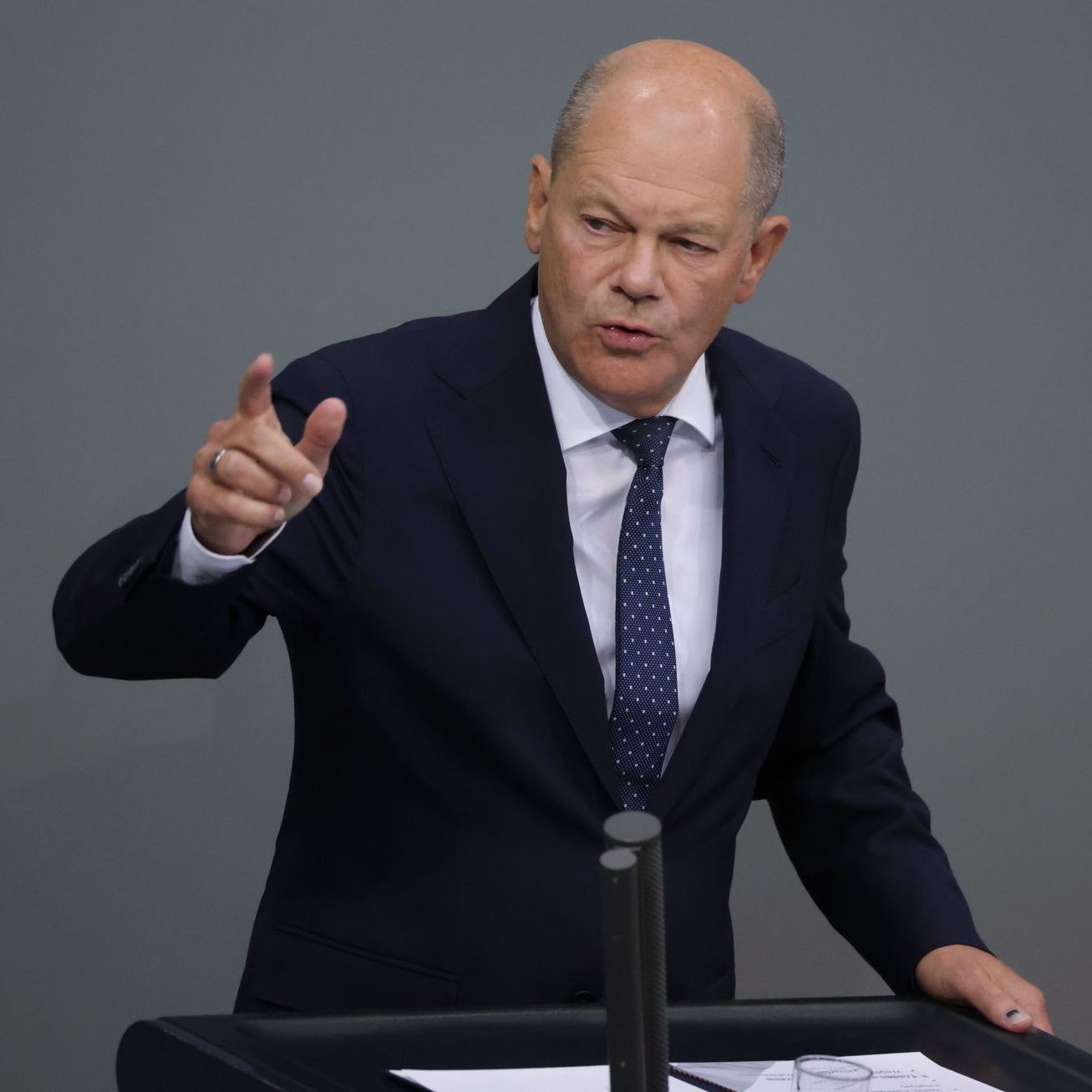 Scholz defends Ukraine as not to blame for war, underlines EU membership offer - Regional Media News