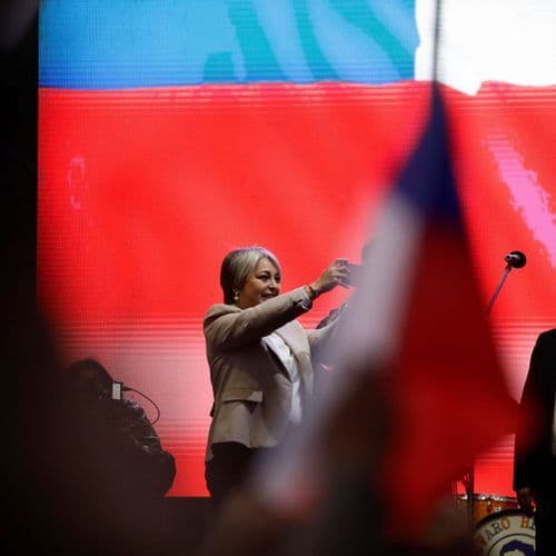 Leaving Behind His Communist Past, One of the Keys to Jeannete Jara Having some Chance in Chile