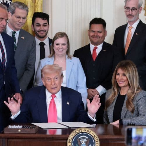 Trump Orders Moon Return by 2028, Lunar Base by 2030