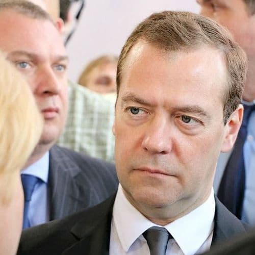 Finnish Company to Auction Luxury Yacht Linked to Dmitry Medvedev