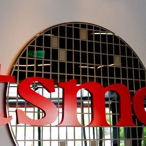 Samsung Lags a Year Behind TSMC in 1.4nm Race, Shifts Focus to 2nm Reset