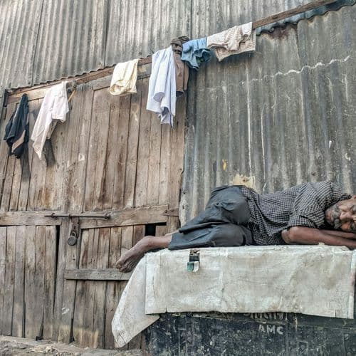 Oxfam Claims that 1% of the World's Wealth Will End with Poverty for 22 Years