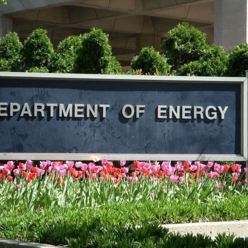 UAE Dismisses Fears of Oil Glut